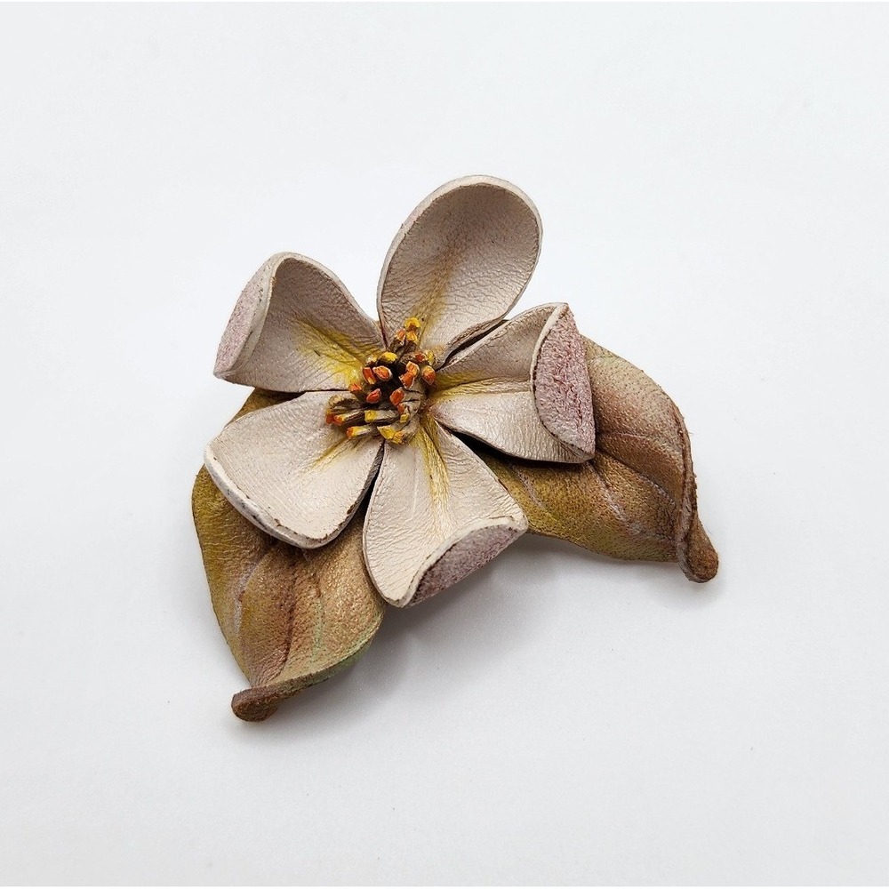 Vtg 70s By Daphne Handmade Leather Flower Brooch Cream Green Floral Pin Canada